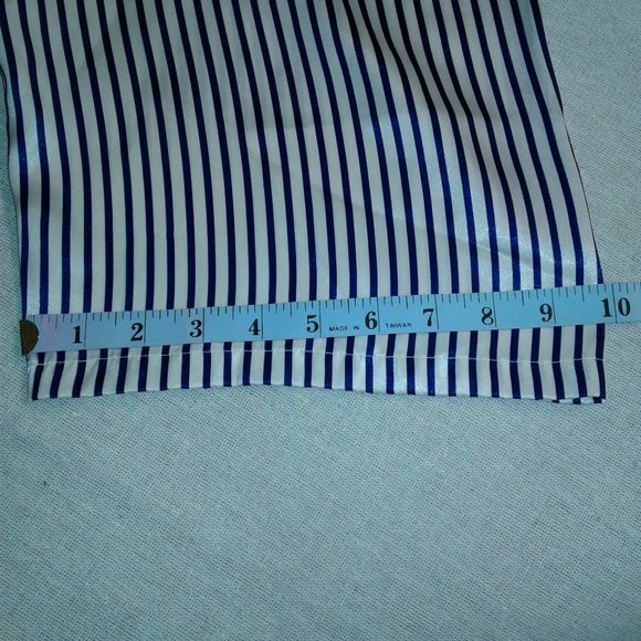 Victoria`s Secret Button Down Sleep Shirt - Large - Picture 10 of 13